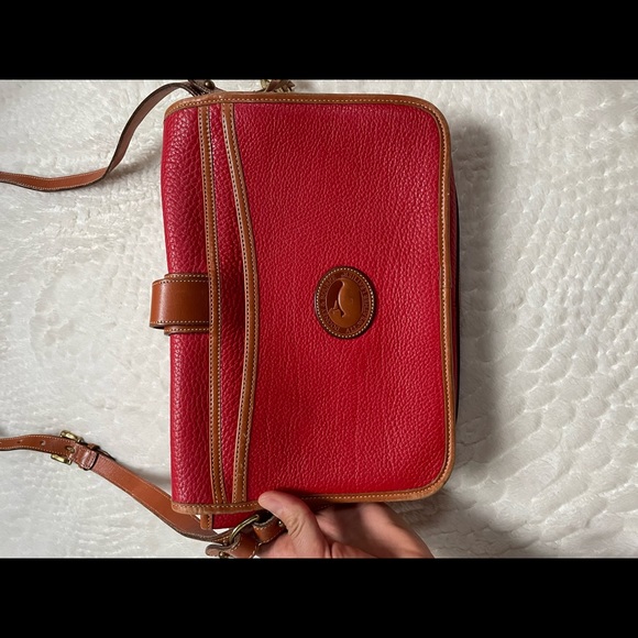 Vintage Dooney & Bourke Crossbody / Red Leather - Picture 3 of 8